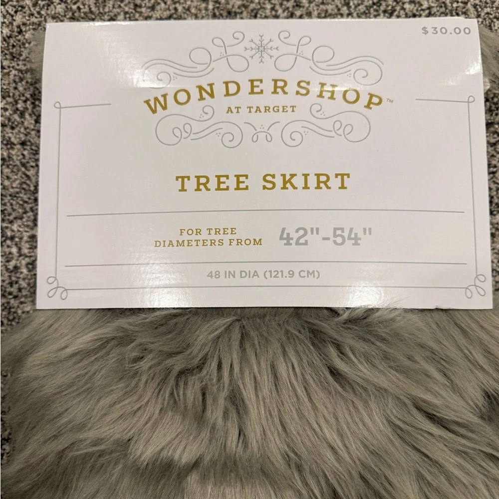 Wondershop Silver Gray Faux Fur Christmas Elegant Holiday Tree Skirt